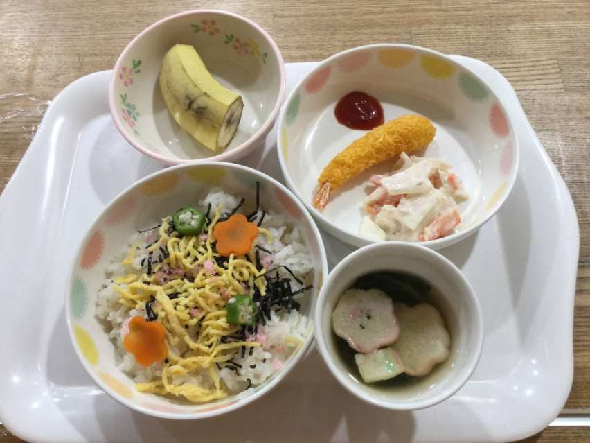 昼食